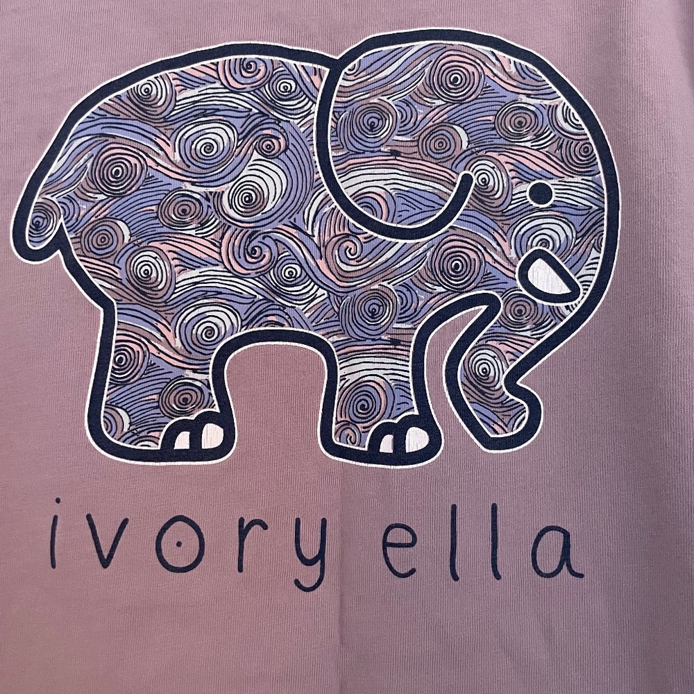 Ivory Ella long sleeve pocket t-shirt.Lavender.Size small.